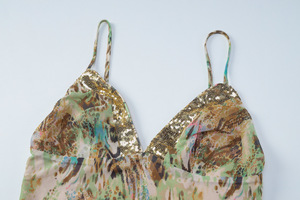 Trending Products 2026 New Arrivals Sexy Spaghetti Strap Girl's Fashion <strong>Crop</strong> <strong>Tops</strong> Sexy <strong>Sequins</strong> Shiny Camisole <strong>Tops</strong> Wholesale - Product Image 6