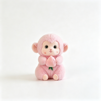 Peluches singes mignons en gros, animaux en peluche Kawaii tenant une pêche pour la décoration intérieure et les cadeaux