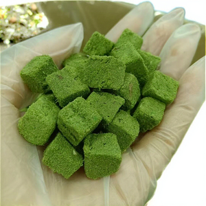 Pellets de Carne y Hueso Crudo Liofilizados con Hierba Gatera para Control de Bolas de Pelo en Gatos, Venta al por Mayor - Product Image 6