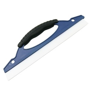Cepillo de Limpieza para Parabrisas de Coche, Azul, de Plástico Suave, Raspador para Detallado Automotriz - Product Image 1
