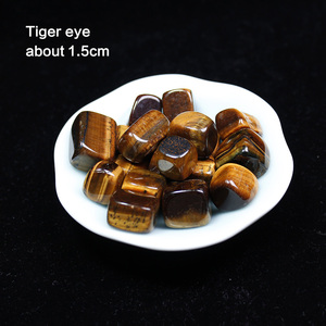 Pierres Naturelles en Gros : Quartz Rose, Améthyste, Carrées, Polies, Roulées, Cristal de Guérison, Feng Shui, 1.5-2cm - Product Image 6