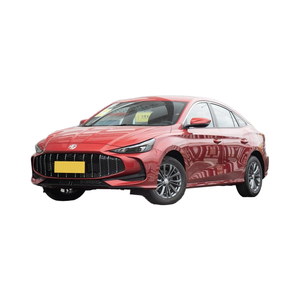 MG MG5 Sedán Compacto en Oferta, 5 Asientos, Faros LED, Neumáticos R17, Volante a la Izquierda, Automóvil de Gasolina Hecho en China - Product Image 3