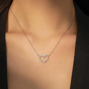 Collar con Colgante de Corazón Hueco con Circonitas para Mujer, Plata de Ley S925, Joyería Elegante y Delicada, Cristal, Moda, Regalo para San Valentín o Fiesta - Product Image 5