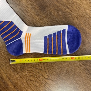 Calcetines Deportivos al Por Mayor para Hombre, Calcetines con Logotipo Personalizado, Diseño Transpirable con Compresión en el Arco para Correr, Fitness y Entrenamiento, OEM - Product Image 5