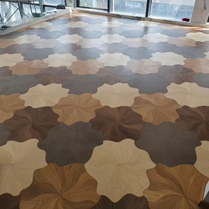 Pavimento in Legno Ingegnerizzato a Tre Strati, Colore Naturale, Parquet in Noce Ingegnerizzato - Product Image 1