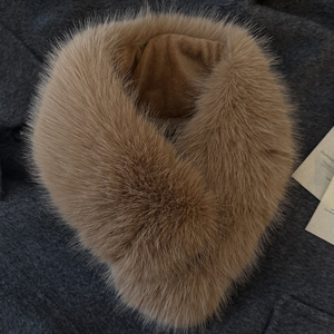 <strong>Grey</strong> Imitation fox Fur Plush <strong>Scarf</strong> for <strong>Women</strong> in Winter, Warm and Thick Fur Collar <strong>Scarf</strong> - Product Image 1