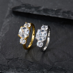 Bague de fiançailles de luxe en argent sterling S925 avec trois pierres ovales en moissanite, tendance, élégante, pour femme - Product Image 3