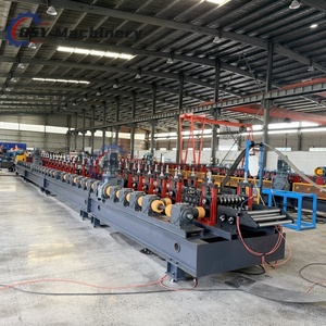 Machine de profilage à froid pour rayonnages industriels robustes à commande PLC automatique, ligne de production de rayonnages à poutres en <span class=keywords><strong>P</strong></span> pour entrepôts - Product Image 3
