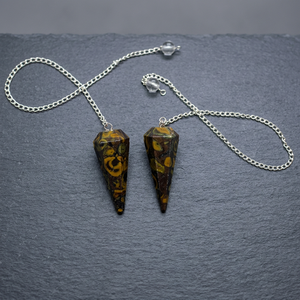 Agate de jaspe fossile, 6 facettes, sculptée, thème amour, pendule en forme de pyramide, pierre précieuse polie - Product Image 2