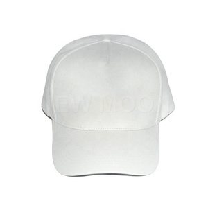 Gorra Trucker Personalizada con Bordado de Alta Calidad, Parche de Anime, Gorra de Béisbol Personalizable con Diseño de Animales, Gorra Trucker de 5 Paneles con Dibujos Animados - Product Image 1