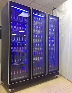 Vetrina refrigerata per bevande in stile di lusso/dispositivo di raffreddamento per esposizione di birra con luce a LED