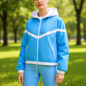 Chaqueta Varsity Reversible para Mujer Nike, Azul Claro y Blanco, con Capucha, Cierre de Cremallera, Manga Larga, Estampada, Primavera, Talla XL - Product Image 2