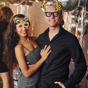 <span class=keywords><strong>2025</strong></span> vàng đen năm mới kính cho người lớn và trẻ em năm Mới tổ chức sự kiện đạo cụ ảnh chúc mừng năm mới trang trí 3D kính khung - Product Image 2