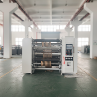 Machine à découper avec un design pratique pour les petites ateliers et les laboratoires