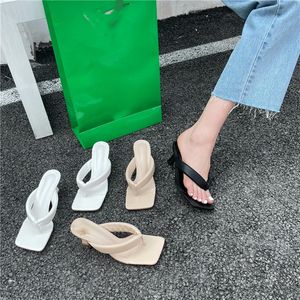 Nuove Ciabatte Estive da Donna alla Moda con <span class=keywords><strong>Tacco</strong></span> <span class=keywords><strong>Basso</strong></span>, Infradito, Sandali Quadrati con Punta Aperta di Alta Qualità - Product Image 1