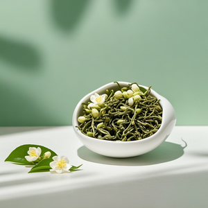 Thé Vert Bio Mélangé au Jasmin en Gros, Qualité Supérieure, en Vrac, Floral, Doux, Caféiné, Sans Sucre, Sachet de 50g - Product Image 4