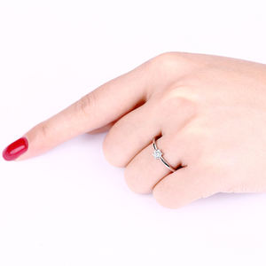 Anello Solitario Classico DW in Argento Sterling 925 con Diamante per Matrimonio e Fidanzamento, Gioielli Personalizzati da Donna, Anelli di Promessa per Coppie - Product Image 3