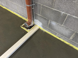 Rollo de goma de capa inferior insonorizada SBR <span class=keywords><strong>Piso</strong></span> <span class=keywords><strong>acústico</strong></span> <span class=keywords><strong>Piso</strong></span> de goma a prueba de sonido utilizado debajo de madera dura de ingeniería - Product Image 5