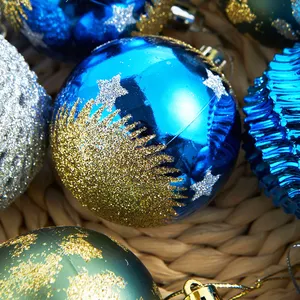 थोक कारखाने 6CM प्लास्टिक गहने Baubles गेंदों क्रिसमस पेड़ सजावट के लिए गेंदों