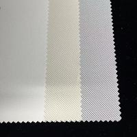 Tissu occultant anti-UV, matériau brut pour stores enrouleurs isolants thermiquement pour solutions de fenêtres