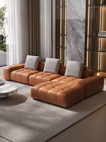 Modernes Wohnzimmer-Sofa mit Breiter Sitzfläche und Tiefem Lederbezug für Hotel und Büro
