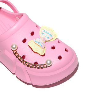 魅力的なピンクEVAガーデン下駄女の子用カスタム通気性軽量スリップオン靴パールチェーン蝶蝶夏フラット - Product Image 3