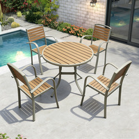 Ensemble de table et de chaises de salle à manger de patio en fer moderne RunZhou pour 4 personnes, pour une utilisation en extérieur dans les jardins, les hôtels, les restaurants et les banquets