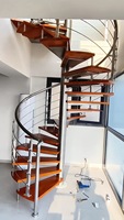 Escalier en colimaçon noir thermolaqué à installation facile, escalier rond pour intérieur, balustrade de sécurité pour appartement