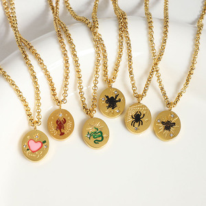 Collier <span class=keywords><strong>personnalisé</strong></span> en acier inoxydable plaqué or 18 carats avec pendentif en forme d'étoile, de constellation, de <span class=keywords><strong>horoscope</strong></span>, de serpent, d'araignée, d'octopus, d'abeille - Product Image 6
