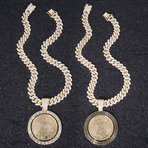 สินค้าขายดี! เครื่องประดับฮิปฮอปผู้ชาย จี้รูปคทาสุดเทรนดี้ หมุนได้ ประดับเพชรซิคอน ดีไซน์โดดเด่นมีสไตล์ - Product Image 1