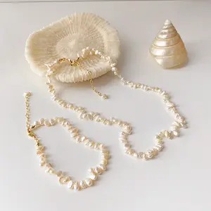 Irregular Natural Freshwater Pearl Rice Beads Beaded Necklace Elegant Retro Women's Jewelry Necklace Clavicle Chain 2021 New