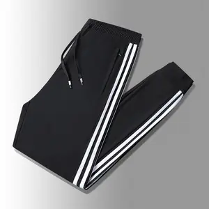 Neue übergroße Ice Silk Herren Relaxed Slim Fashion Vielseitige Jogging-Laufbahn Sommer hose