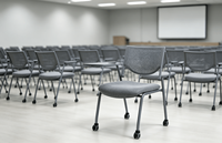 Chaise de conférence ergonomique à dossier incurvé, rembourrée, avec siège en tissu durable et base métallique robuste pour salle de réunion dirigeante