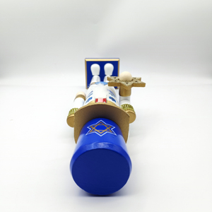 Les décorations en bois de pin sont emballées séparément dans une boîte pratique. Articles de Noël bleus, <span class=keywords><strong>Casse</strong></span>-<span class=keywords><strong>Noisette</strong></span> - Product Image 3