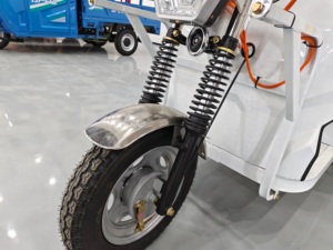 KEYU - Camión de Reparto de Agua Eléctrico de Tres Ruedas con Motor de 800 W, Económico y con Dirección Manual para Adultos - Product Image 3