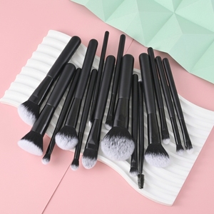 Ensemble de 15 <span class=keywords><strong>pinceaux</strong></span> de maquillage de haute qualité avec logo personnalisé, noirs, pour les <span class=keywords><strong>yeux</strong></span>, le visage et le fond de teint, outils de maquillage professionnels avec manche en bois - Product Image 3