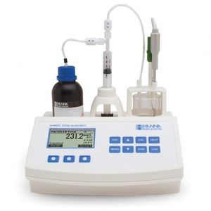 Titrateur miniature Hanna Instruments HI84531 pour la mesure de l'alcalinité titrable dans l'eau et les eaux usées - Product Image 1