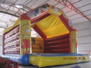 Vente flash : château gonflable de 13 pieds pour enfants, idéal pour les fêtes commerciales en plein air et la location - Product Image 3