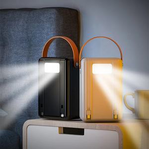 Banco de Energía de Alta Capacidad con Carga Rápida de 80000 mAh, Estación de Energía Portátil con PD de 22.5 W, Lámpara LED, Salida de 65 W para Laptop con Cable - Product Image 4