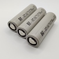 Batterie Queenbattery MOLI 3.7V 21700 QB18650 4200mAh NCM Cathode, Garantie 6 Mois, Basse Température, pour Véhicules Électriques, Drones, UAV et Stockage d'Énergie - STOCK UE