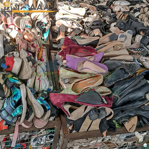 Stock di Scarpe Usate per <span class=keywords><strong>Donna</strong></span>, <span class=keywords><strong>Tacchi</strong></span> Alti e Piatti Misti, Vendita Diretta all'Ingrosso per Adulti in Balle - Product Image 6