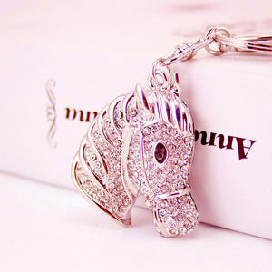 2026 nuevo oro y plata diamante incrustado caballo llavero venta al por mayor Metal Zodiaco lindo caballo adornos colgantes - Product Image 2