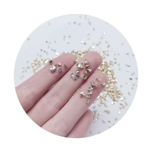 450g di trucioli di vetro frantumato 1-3mm di vetro irregolare metallizzato con pietra glitterata per l'arte della resina - Product Image 3