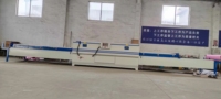 Machine de pressage sous vide à double station entièrement automatique pour le placage du bois et le formage de feuilles de PVC pour portes