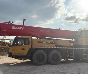 Grue mobile SANY 70t d'occasion, modèle STC700T5, fabriquée par Sany, également disponible en STC800T6, SAC1300T, STC550e, fabriquée en Chine. - Product Image 4