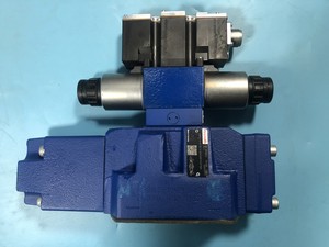 R901268442 4WRZE16W9-150-7X/6EG24N9ETK31/F1D3M ตัวควบคุมทิศทางแบบสัดส่วน - Product Image 6