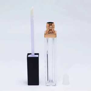 Envase Cosmético de Plástico Ovalado con Tapa de Rosca de 10g y Logotipo Personalizado, Tubo Vacío para Brillo Labial con Aplicador de Brocha Grande para Aceite Labial y Lápiz Labial Líquido - Product Image 5