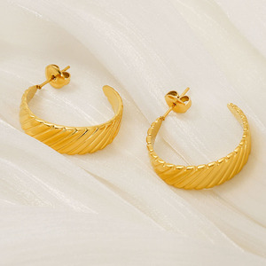 ZOGXIN Gold Hoop Earrings Geometric U-Shaped Stainless Steel Studs Fashion Jewelry - Product Image 3