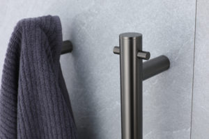 EIOIOL Porte-<span class=keywords><strong>serviettes</strong></span> chauffant infrarouge à chauffage rapide, design moderne, en acier inoxydable SUS 304 poli <span class=keywords><strong>miroir</strong></span>, pliable, garantie 3 ans, Appartement 3 - Product Image 3