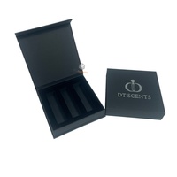 Boîte en carton rigide de luxe sur mesure, noire, en carton recyclé, avec pelliculage mat haut de gamme et gaufrage, pour coffret cadeau cosmétique